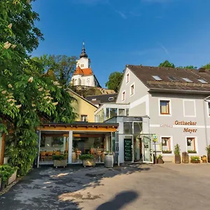 3* Гостевой дом Fruehstueckspension Meyer, Familie Orthacker